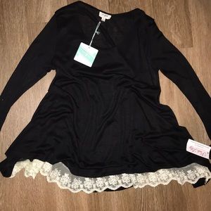 Umgee black long sleeve sweater